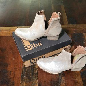 Diba Metallic Suede Boots - Gold